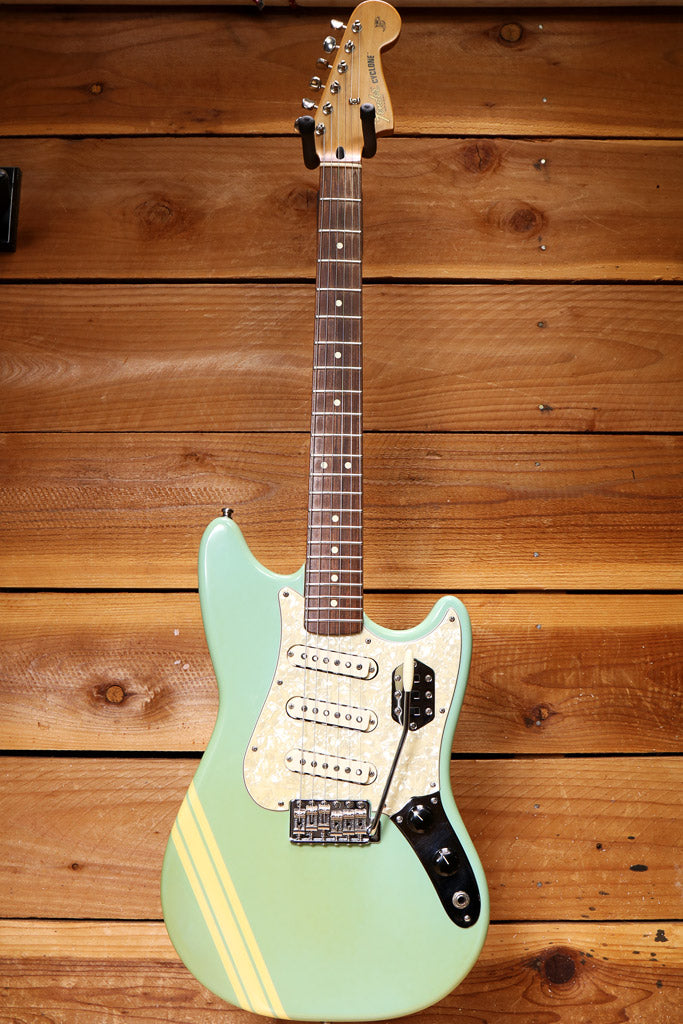 Fender Deluxe Series Cyclone II 2003 - Daphne Blue 94961 – Still