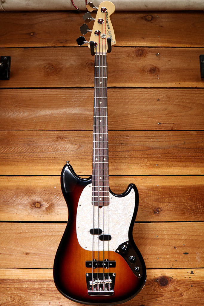 Fender 2023 American Performer Mustang Bass Sunburst 30