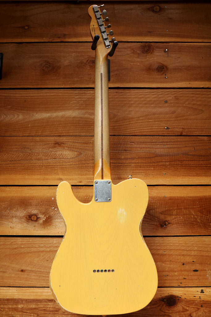 FENDER CLASSIC SERIES 60s STRATOCASTER Road Worn White Faded Strat