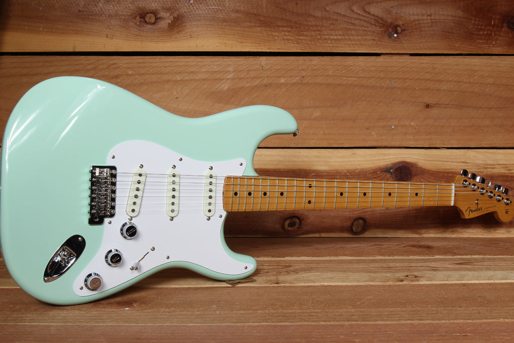 Fender Mexico classic series 50’s Fender Mexico Classic Series 50s Stratocaster Black 2004
