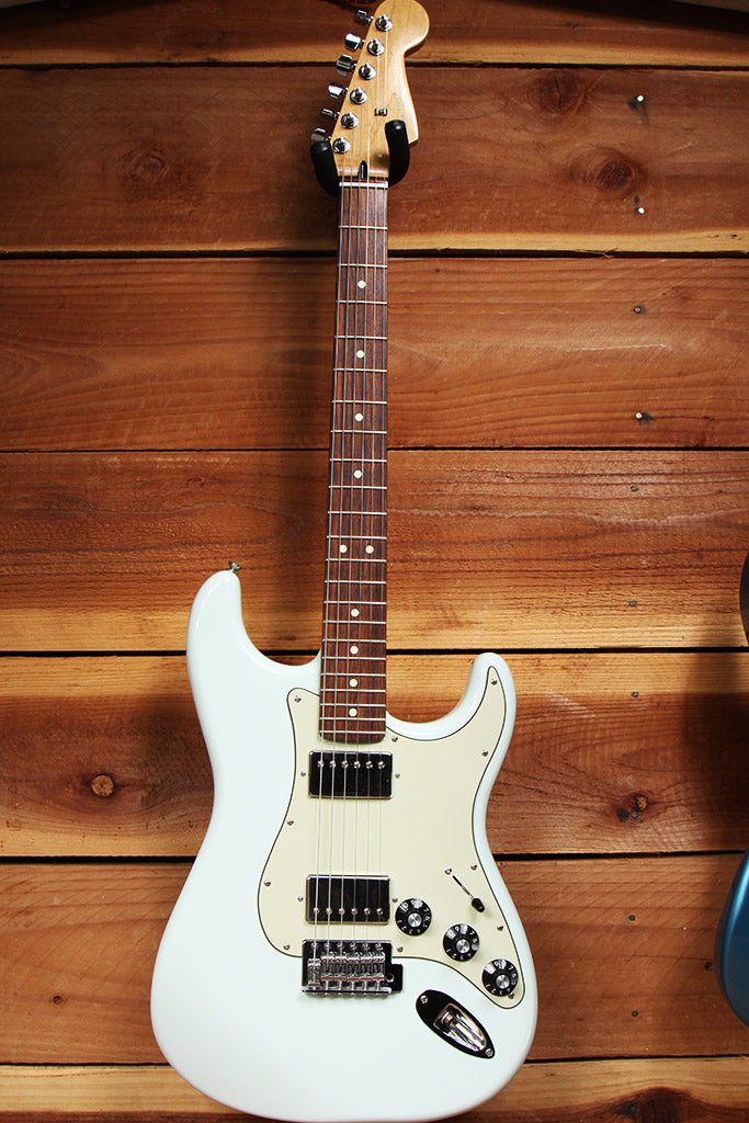 FENDER BLACKTOP STRATOCASTER Humbucker HH Sonic Blue Clean