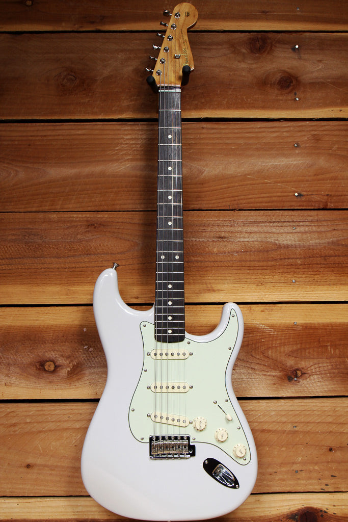 FENDER RARE LILAC! Classic Series 60s Stratocaster 2015 Special Ed