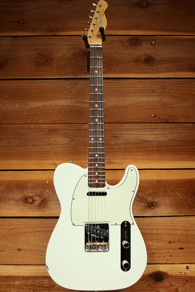 ギター Fender Classic Player Baja Telecaster Fender Classic Player Baja Telecaster - Desert Sand | Sweetwater