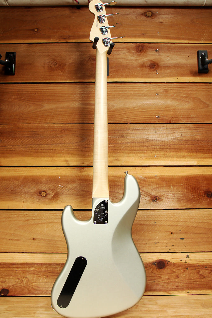 Fender USA Flea Active Jazz Bass Inca Silver + OHSC & Papers Mint
