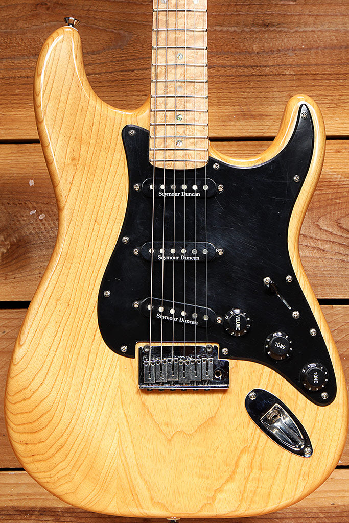Fender Lite Ash Stratocaster ピックアップ換装 Fender Lite Ash Stratocaster ピックアップ換装 Fender Lite