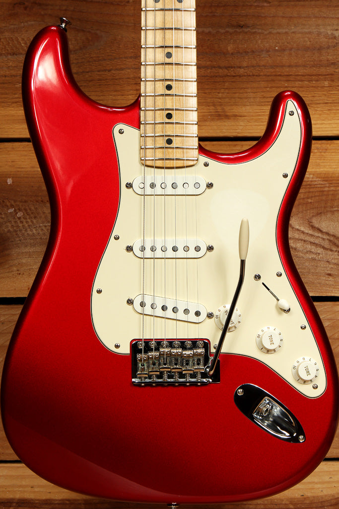 Fender 2010 American Special Stratocaster Candy Apple Red Clean