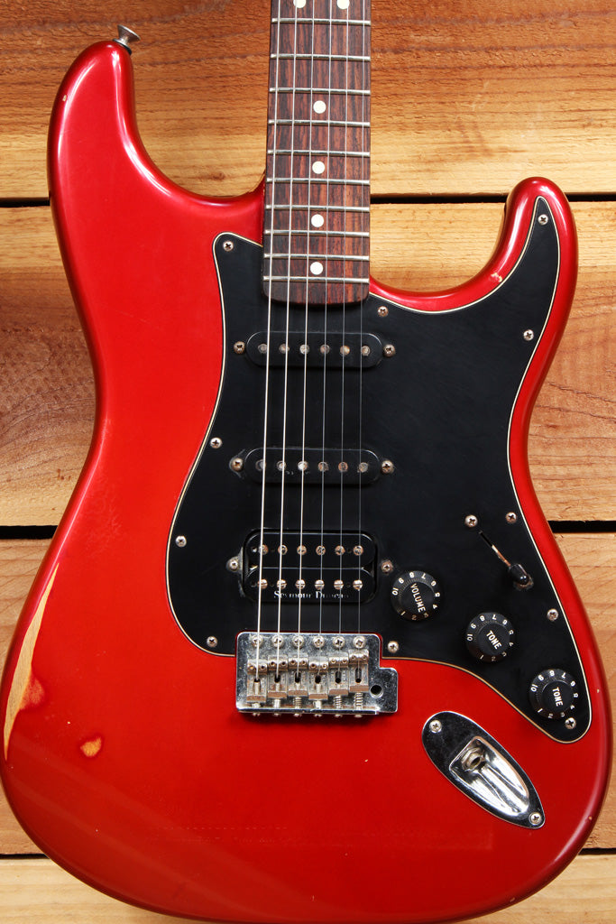 FENDER CLASSIC SERIES 60s STRATOCASTER Road Worn White Faded Strat