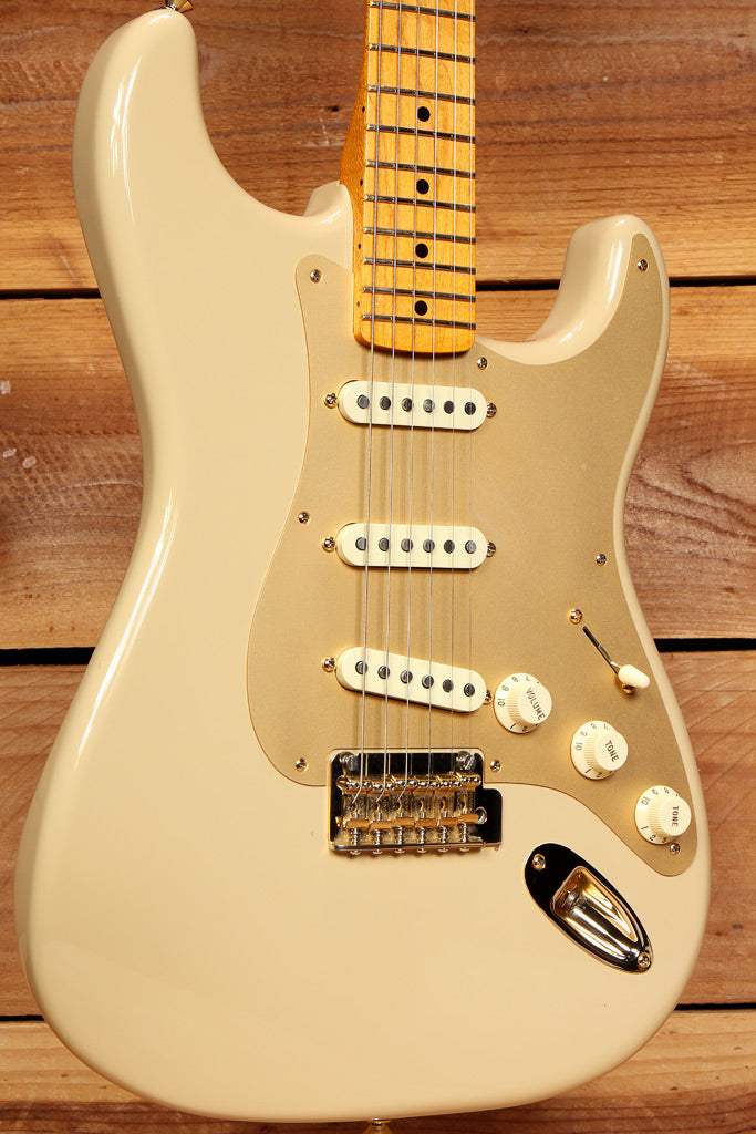 FENDER 50s Classic Player STRATOCASTER Nitro V-Neck Strat 60th