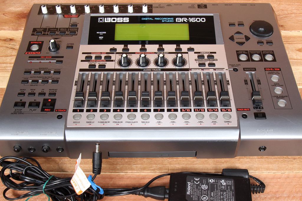 BOSS BR-1600 Portable 16-Track Digital HD Recorder V2 Clean! BR