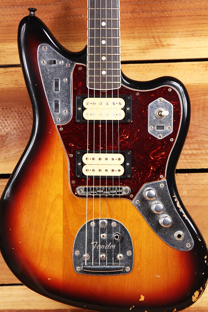 ギター fender jaguar road worn Fender Kurt Cobain Road Worn Jaguar Sunburst 2011 – Chicago