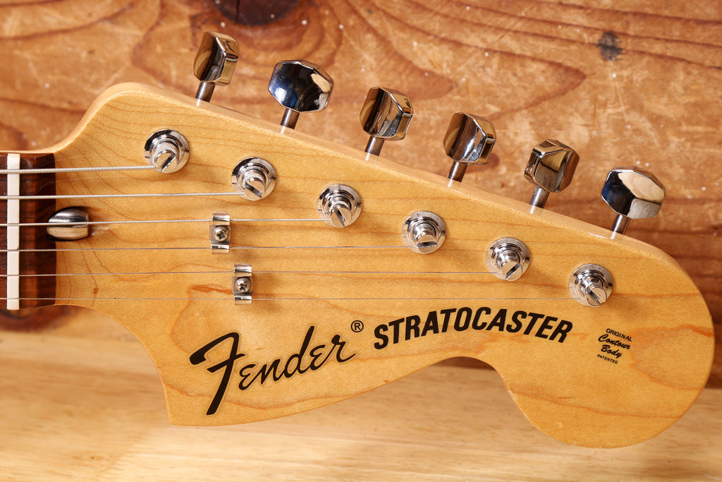 Fender Classic Series '70s Stratocaster +OHSC w/ Maple Fretboard Clean! 2013 Natural 33578
