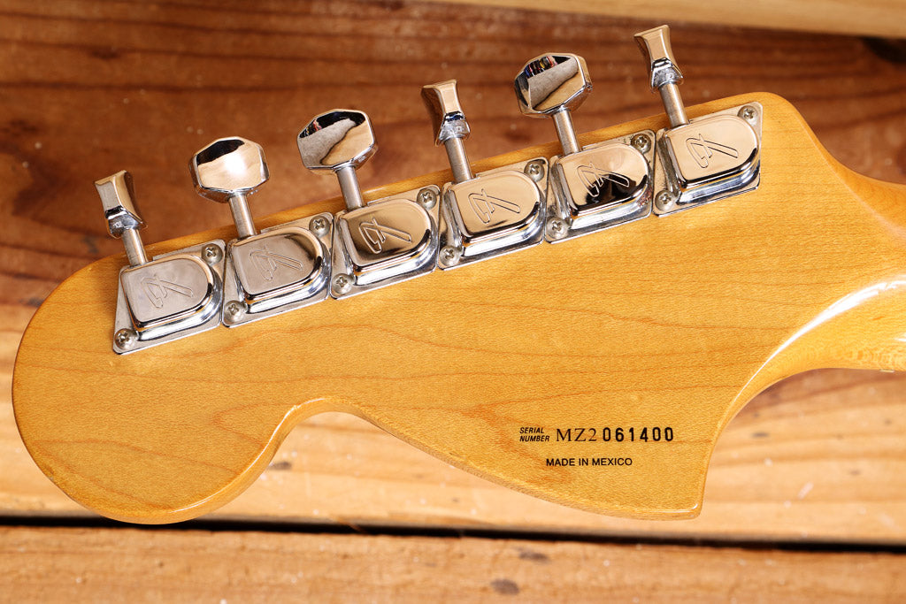 Fender Classic Series 70s Stratocaster w/ Duncan Pickups 2002 - Oly White 61400