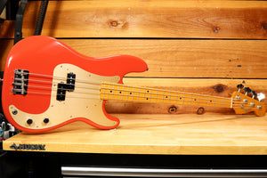 Fender Classic Series 50s Precision P-Bass Fiesta Red + Bag 07506