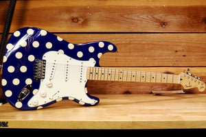 Fender Buddy Guy Signature Stratocaster SIGNED! Blue with White Polka Dots Rare! +HSC