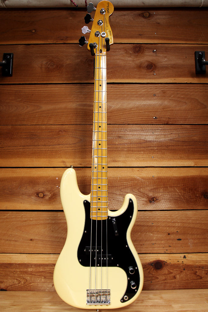 Fender Squier Matt Freeman Signature Precision P-Bass Vintage White 07376