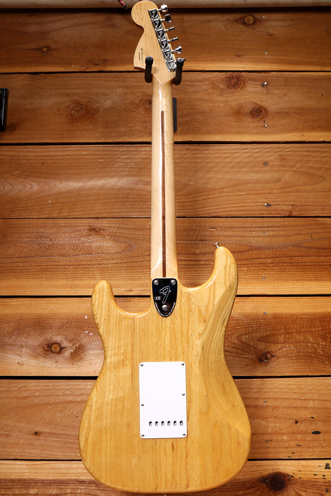 Fender Classic Series '70s Stratocaster +OHSC w/ Maple Fretboard Clean! 2013 Natural 33578