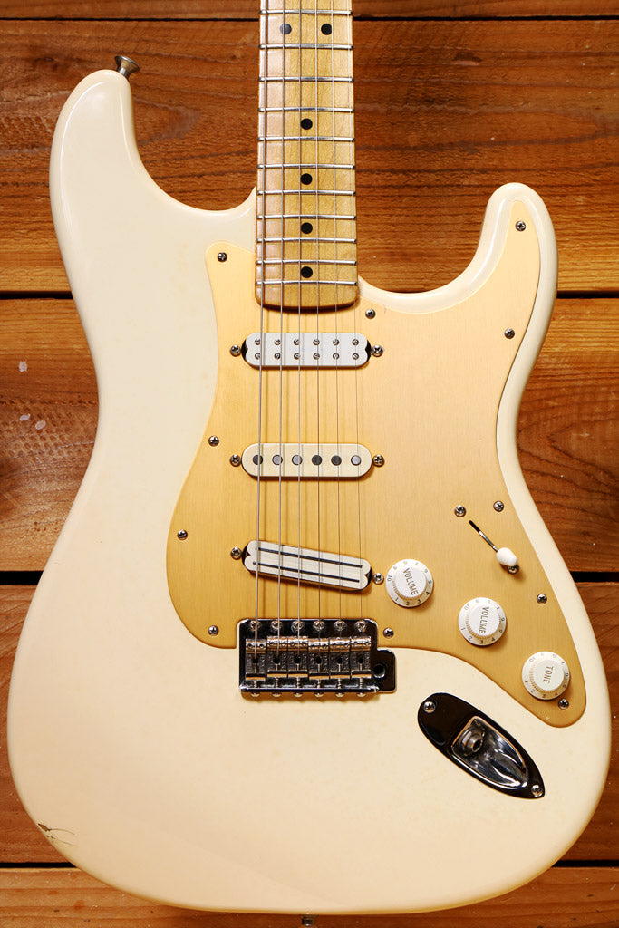 Fender Classic Series 70s Stratocaster w/ Duncan Pickups 2002 - Oly White 61400