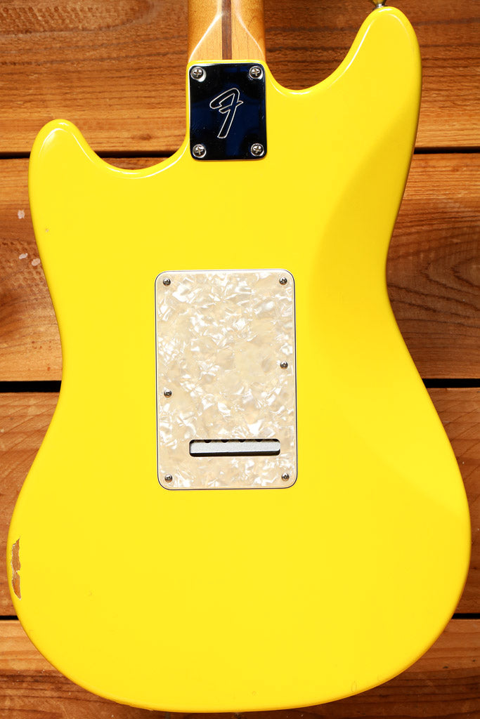 Fender 2002 Deluxe Series Cyclone MIM Graffiti Yellow Atomic Humbucker Bag 59907