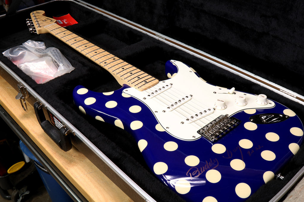 Fender Buddy Guy Signature Stratocaster SIGNED! Blue with White Polka Dots Rare! +HSC