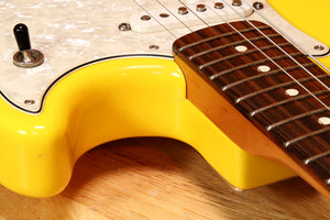 Fender 2002 Deluxe Series Cyclone MIM Graffiti Yellow Atomic Humbucker Bag 59907