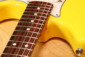 Fender 2002 Deluxe Series Cyclone MIM Graffiti Yellow Atomic Humbucker Bag 59907