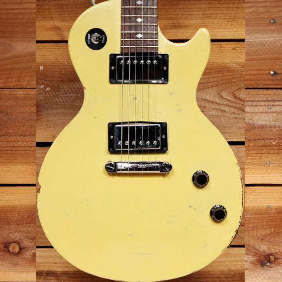 Gibson 2006 Les Paul Vixen Corona Yellow sub-7-pound LP! 60556