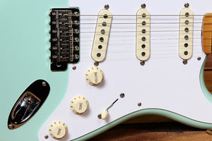 FENDER CLASSIC SERIES 50s STRATOCASTER Seafoam Surf Green Nice 2012 Strat 05260