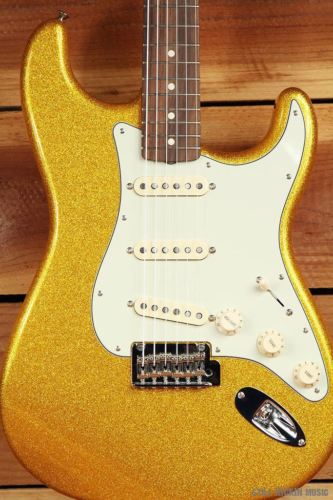 FENDER Custom Shop CLASSIC PLAYER 60s Stratocaster Vegas Gold Mint Strat 0184