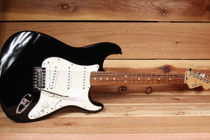 FENDER ROLAND Ready GC-1 STRATOCASTER Black Strat 65821