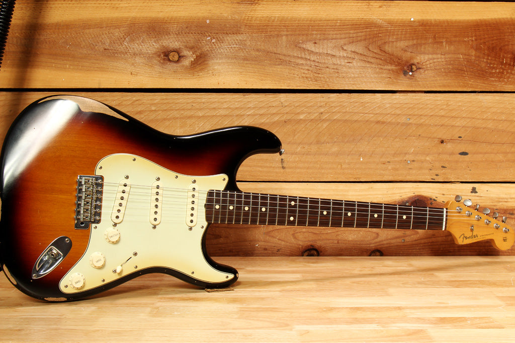 FENDER 2012 early 60s ROAD WORN Stratocaster Sunburst Strat +OHSC & Tags 64828