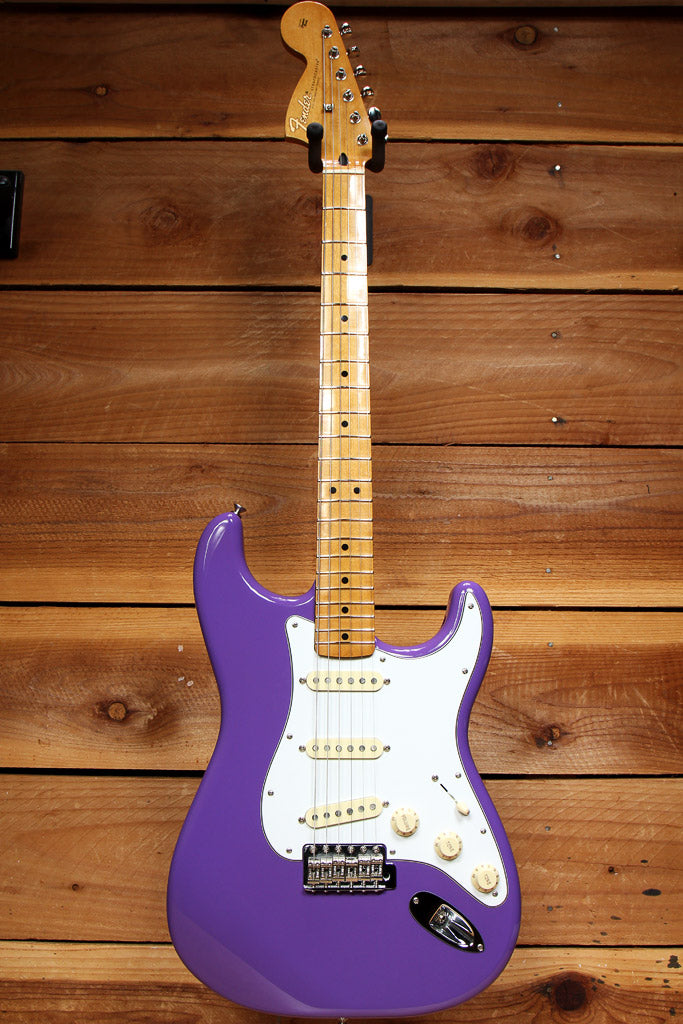 Fender 2018 Jimi HENDRIX Ultraviolet Stratocaster PURPLE Strat FREE Sh ...
