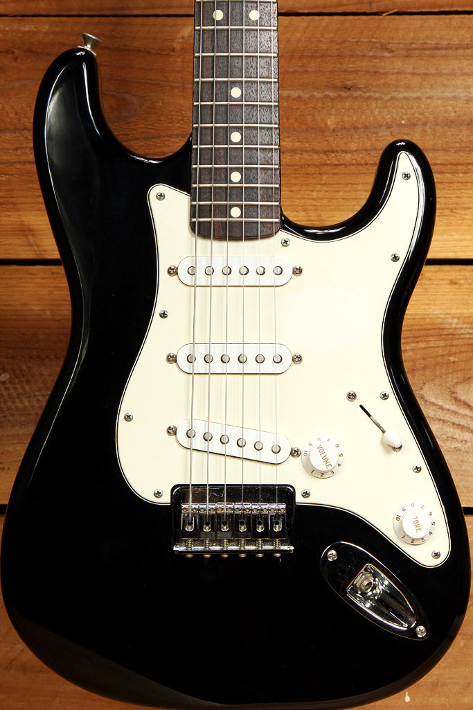 Fender Stratocaster Junior RARE Mini Strat MIM 22.75-scale 08689