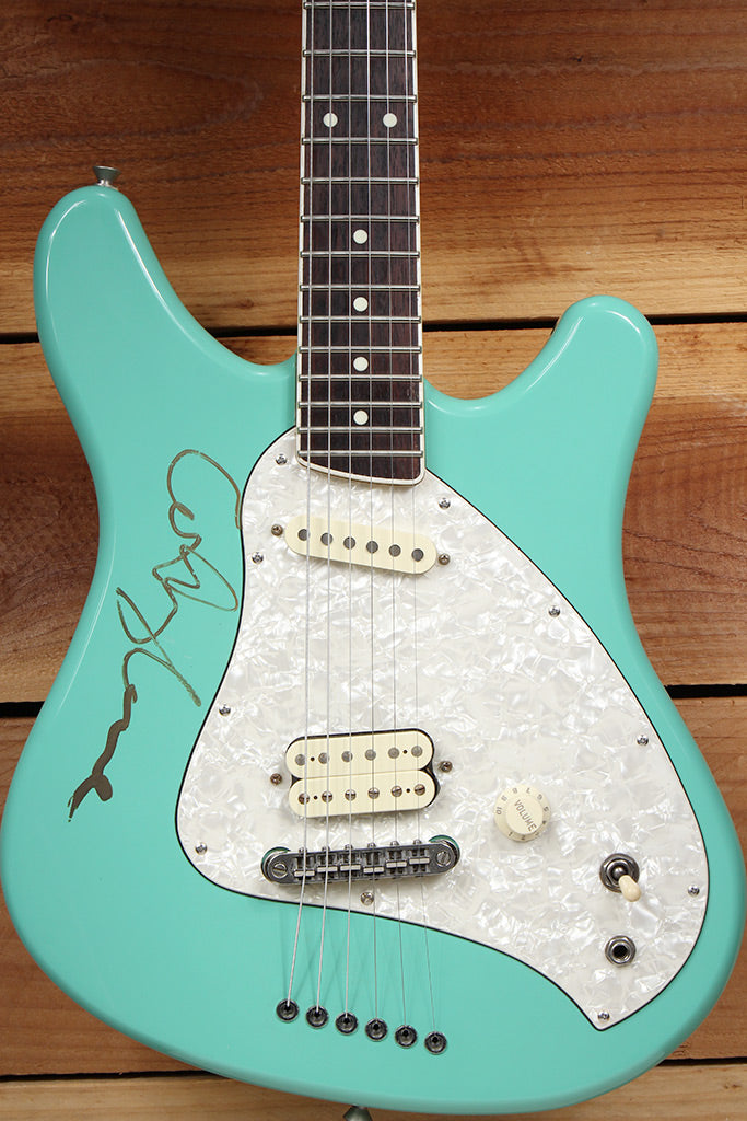 SQUIER VENUS Signed! Courtney Love Autograph Guitar Vista MIJ Japan 15859