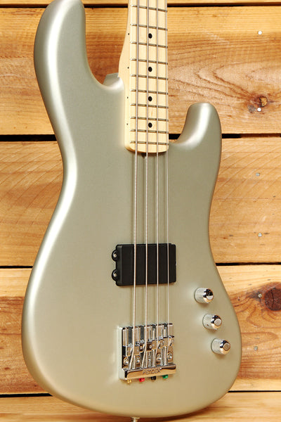 5.2-bodyvert-fender-flea-jazz-