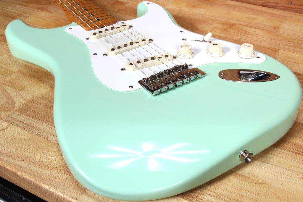 FENDER CLASSIC SERIES 50s STRATOCASTER Vintage 1999 Surf Green Strat 82420