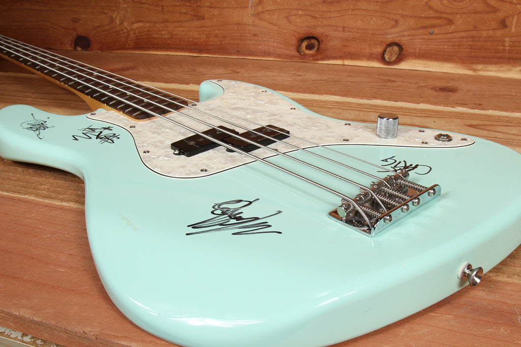 FENDER MARK HOPPUS +44 SIGNED! Daphne Blue JAZZ BASS PRECISION 52386