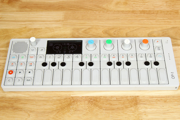 alinco　teenage engineering OP-1 わけあり TEENAGE Engineering OP-1 Portable Synth Clean Condition! - FREE