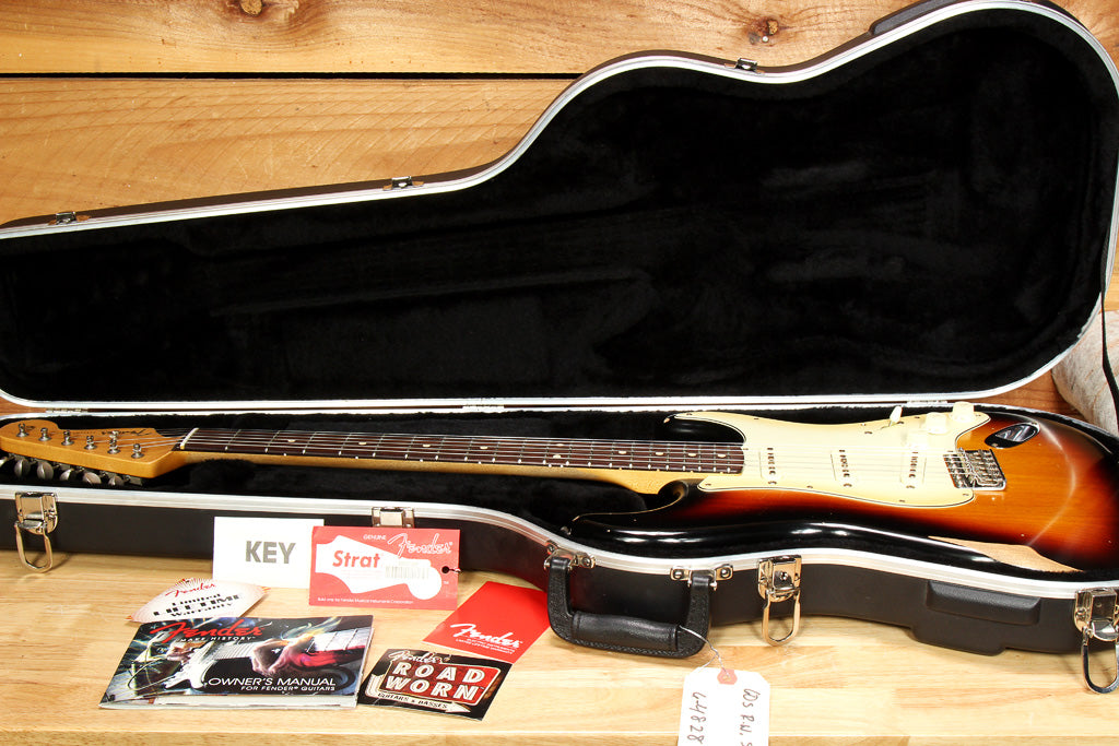 FENDER 2012 early 60s ROAD WORN Stratocaster Sunburst Strat +OHSC & Tags 64828