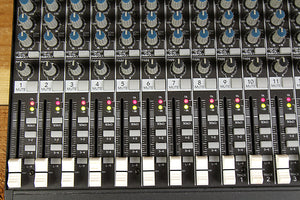 MACKIE 1604-VLZ PRO 16-Channel Mixer Clean Opt Rack Ears CR1604 Made in USA 1044